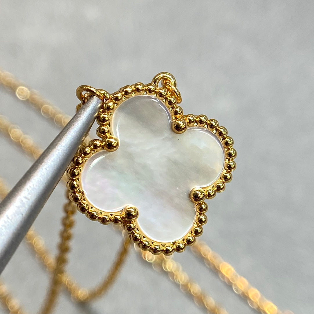Sophia™ | Verfijnde Ketting met Parelmoer Glans
